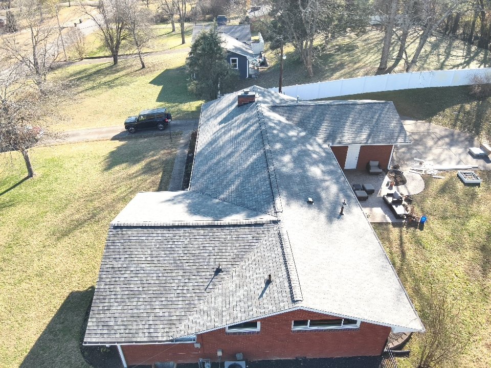 Completed roof with new shingles